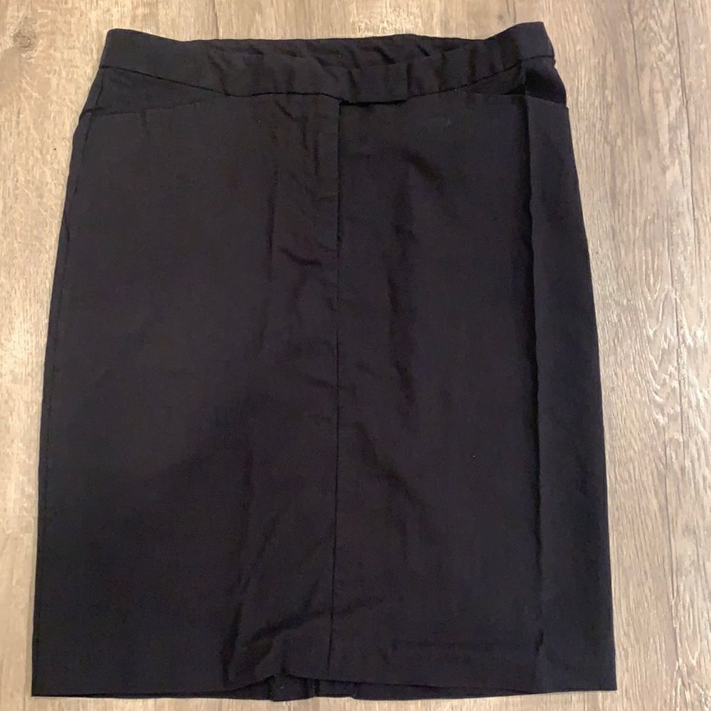 Black stretchy skirt 